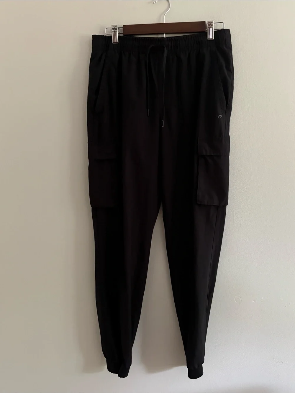 Men's Black Cargo Jogger Pants - Comfortable Everyday Fit Lightweight Medium
